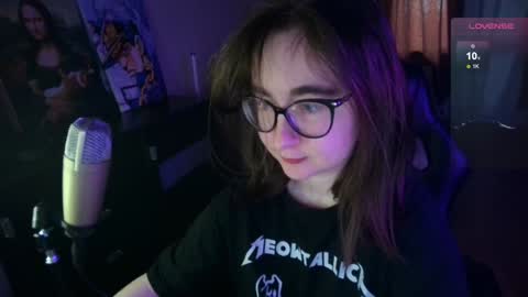 Snapshot of el_sweety chatting on 01.09.25 If you like it when I meow give me a thumbs up online show from 01.09.25