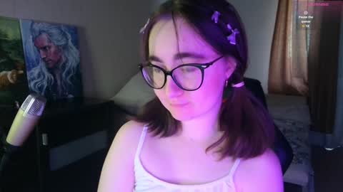 Snapshot of el_sweety chatting on 01.27.25 If you like it when I meow give me a thumbs up online show from 01.27.25