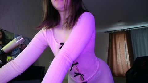 Snapshot of el_sweety chatting on 01.30.25 If you like it when I meow give me a thumbs up online show from 01.30.25