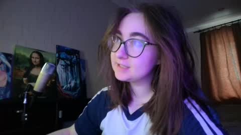 Snapshot of el_sweety chatting on 02.28.25 If you like it when I meow give me a thumbs up online show from 02.28.25