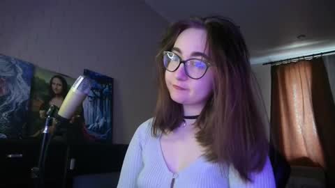 Snapshot of el_sweety chatting on 03.10.25 If you like it when I meow give me a thumbs up online show from 03.10.25