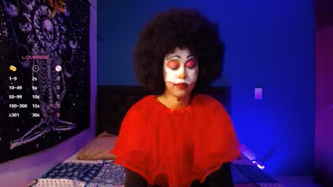 Snapshot of ela_0 chatting on 10.16.25 Ela  Help me reach 100 thumbs up online show from 10.16.25