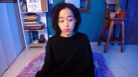 Snapshot of ela_0 chatting on 10.28.25 Ela  Help me reach 100 thumbs up online show from 10.28.25