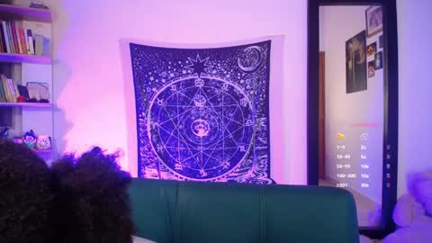 Ela  Help me reach 100 thumbs up online show from 04.22.26