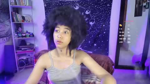 Ela  Help me reach 100 thumbs up online show from 05.21.26