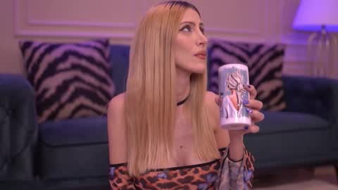 Ella online show from 03.27.26