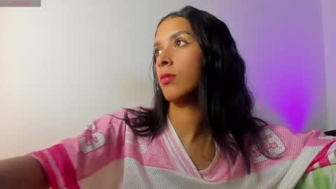 Snapshot of elagrace_ chatting on 05.27.26 Ela33 online show from 05.27.26