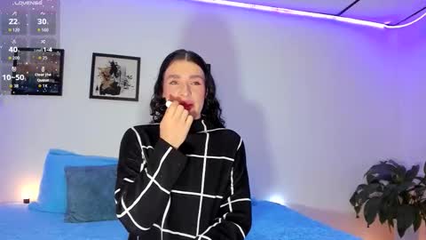 Elaia franco online show from 12.22.25