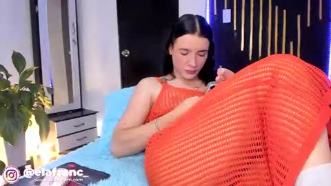 Snapshot of elaia_franc chatting on 06.21.26 Elaia franco online show from 06.21.26