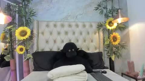 eli online show from 10.30.25