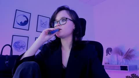 Your sweet girl online show from 12.17.24