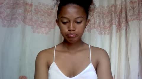 Snapshot of elaliealdy chatting on 05.08.26 elaliealdy online show from 05.08.26