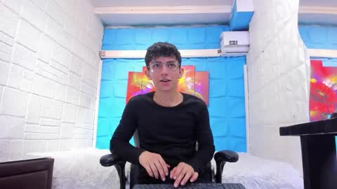 Elan Giralon online show from 02.15.26