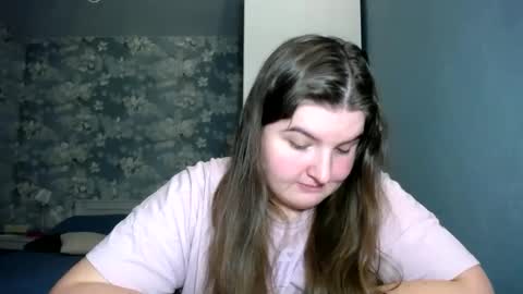 Elanis online show from 12.15.24