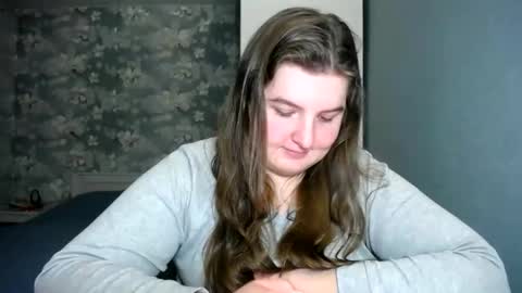 Elanis online show from 12.28.24