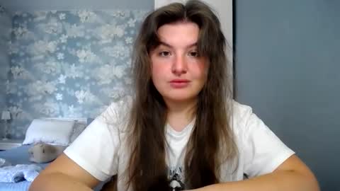Snapshot of elanis_blair chatting on 04.13.26 Elanis online show from 04.13.26