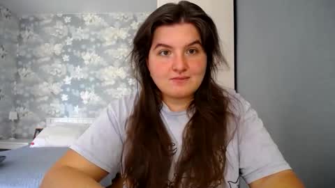 Snapshot of elanis_blair chatting on 04.27.26 Elanis online show from 04.27.26