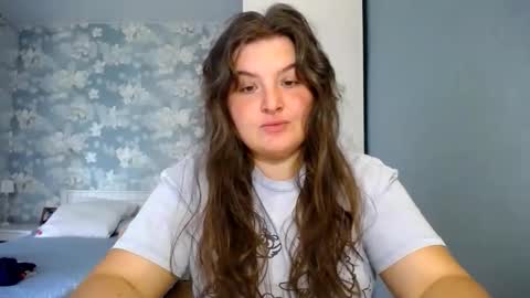 Snapshot of elanis_blair chatting on 05.11.26 Elanis online show from 05.11.26
