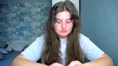 Snapshot of elanis_blair chatting on 05.15.26 Elanis online show from 05.15.26