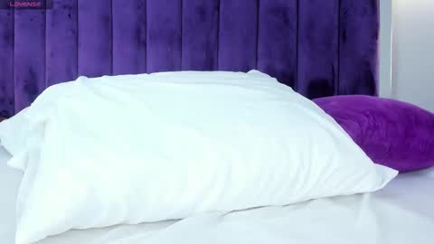 Ela online show from 10.24.25