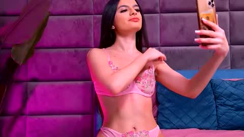 Elara online show from 12.14.25