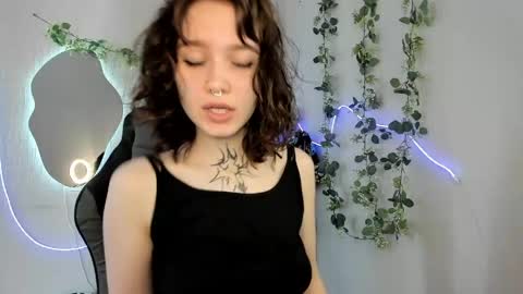 elastikiss online show from 04.21.26