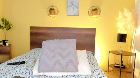 Ela online show from 09.24.25