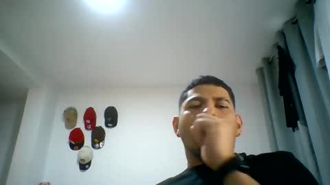 elberjimenes97 online show from 05.19.26