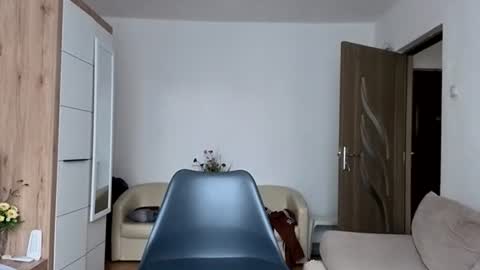 elchapoguzman95 online show from 10.13.25