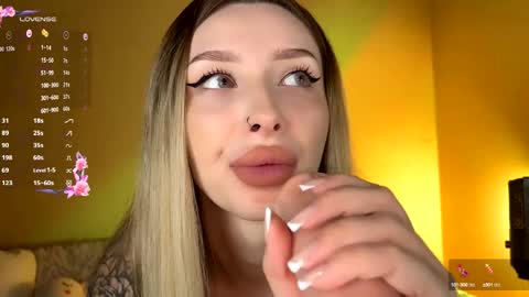 Ella online show from 09.10.25