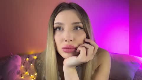 Ella online show from 10.24.25