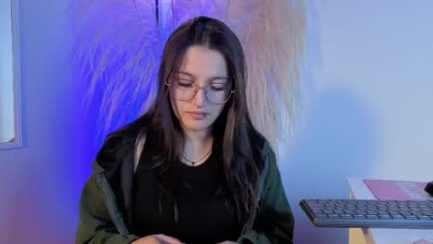 Elecktra online show from 04.15.26