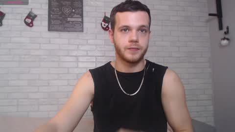 Snapshot of electric_smile chatting on 12.28.24 Alex online show from 12.28.24