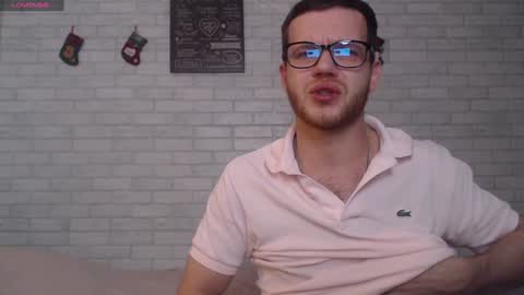 Snapshot of electric_smile chatting on 12.29.24 Alex online show from 12.29.24