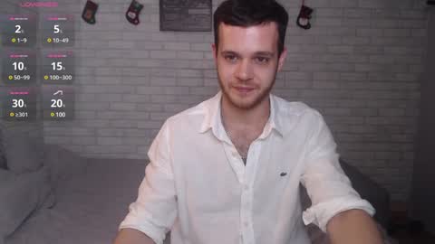 Snapshot of electric_smile chatting on 01.09.25 Alex online show from 01.09.25