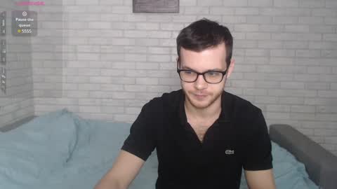 Snapshot of electric_smile chatting on 01.14.25 Alex online show from 01.14.25