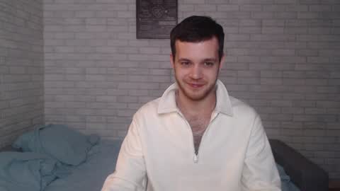 Snapshot of electric_smile chatting on 01.14.25 Alex online show from 01.14.25