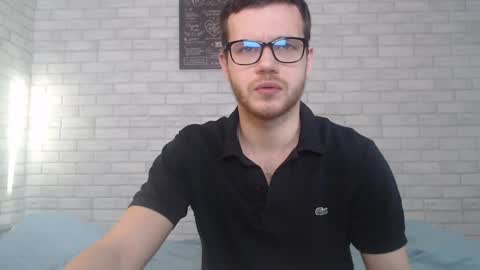 Snapshot of electric_smile chatting on 01.18.25 Alex online show from 01.18.25