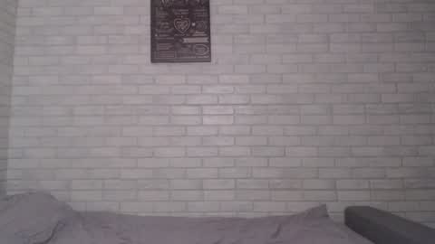 Snapshot of electric_smile chatting on 02.01.25 Alex online show from 02.01.25