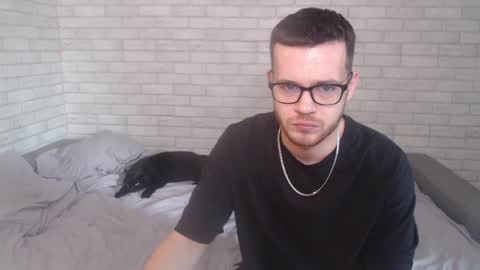 Snapshot of electric_smile chatting on 02.07.25 Alex online show from 02.07.25