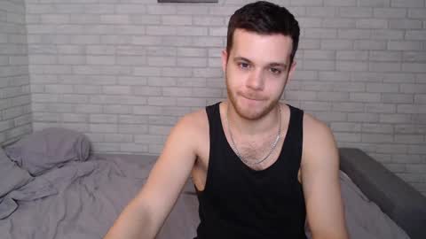 Snapshot of electric_smile chatting on 02.24.25 Alex online show from 02.24.25