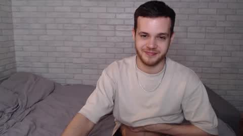 Snapshot of electric_smile chatting on 03.01.25 Alex online show from 03.01.25