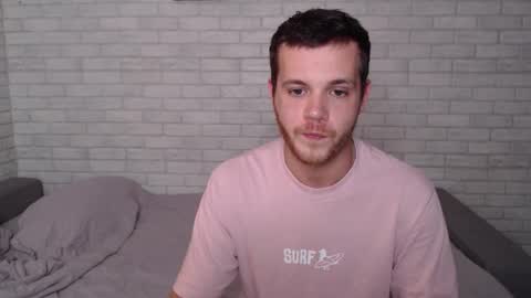 Snapshot of electric_smile chatting on 09.28.25 Alex online show from 09.28.25