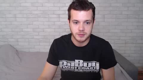 Snapshot of electric_smile chatting on 10.06.25 Alex online show from 10.06.25