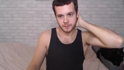 Snapshot of electric_smile chatting on 10.18.25 Alex online show from 10.18.25