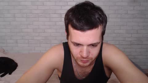 Snapshot of electric_smile chatting on 10.21.25 Alex online show from 10.21.25