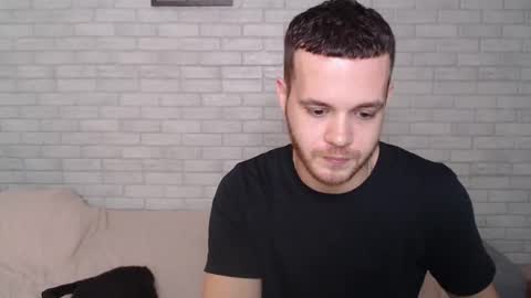 Snapshot of electric_smile chatting on 10.25.25 Alex online show from 10.25.25