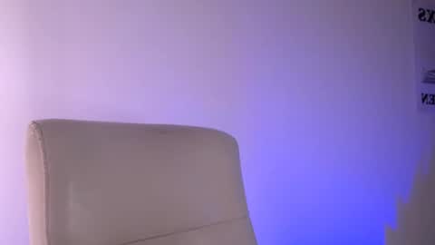 Snapshot of elektra_sky11 chatting on 01.26.25  Elektra Sky  online show from 01.26.25