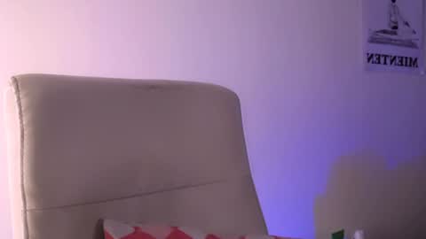 Snapshot of elektra_sky11 chatting on 02.01.25  Elektra Sky  online show from 02.01.25