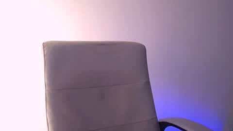 Snapshot of elektra_sky11 chatting on 03.02.25  Elektra Sky  online show from 03.02.25